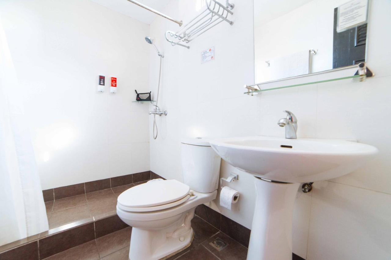 Reddoorz Plus Near Naia Expressway Pasay Exterior foto